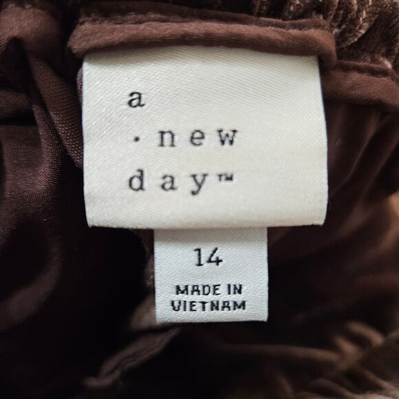 A New Day recycled polyester brown velvet velour flat front pants sz 14 NWT - Picture 6 of 9